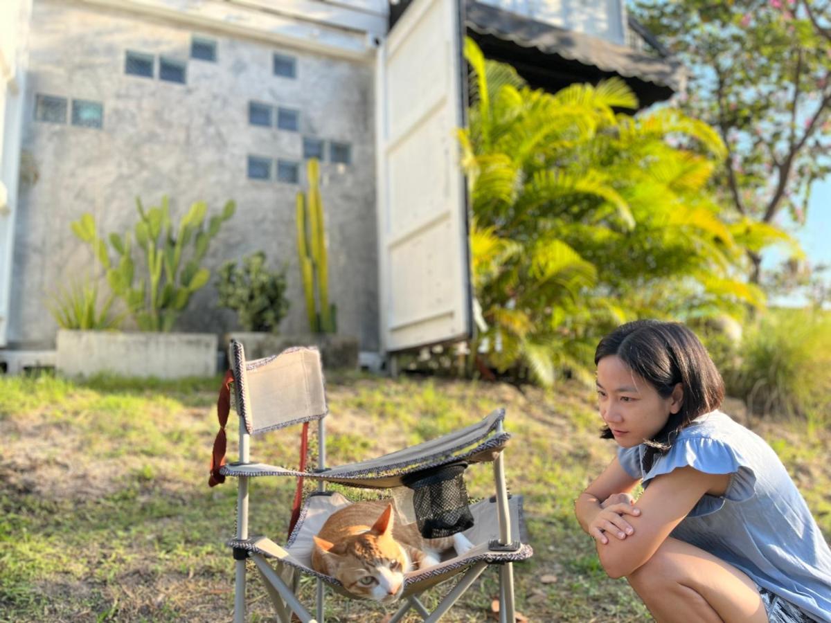 บ้าน Guh Uthai Thani Buitenkant foto